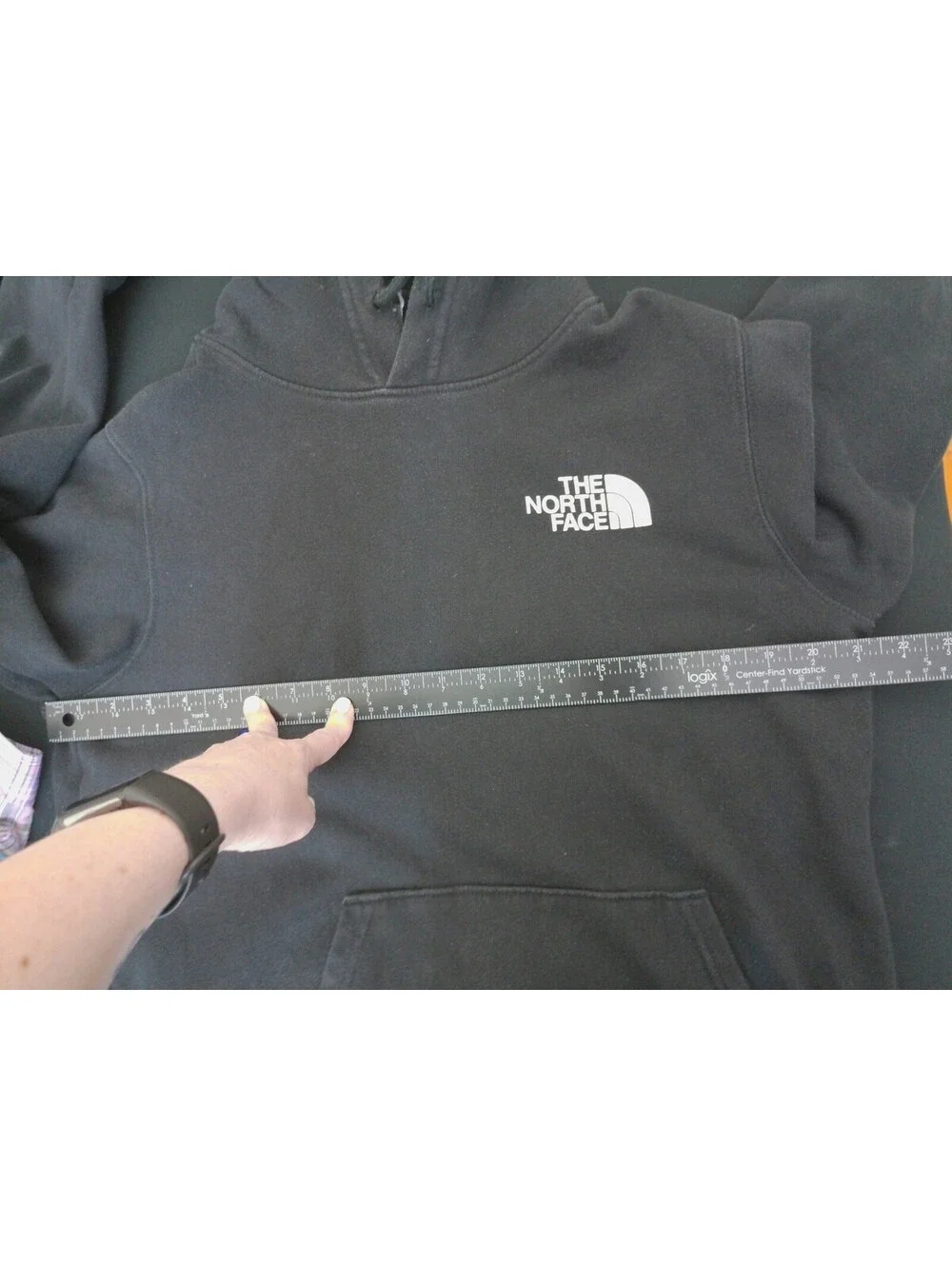 The North Face Mens Hoodie S Black Box Logo Never Stop Exploring Sweatshirt